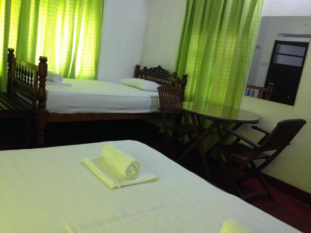 Hamilton House Hotell Negombo Eksteriør bilde