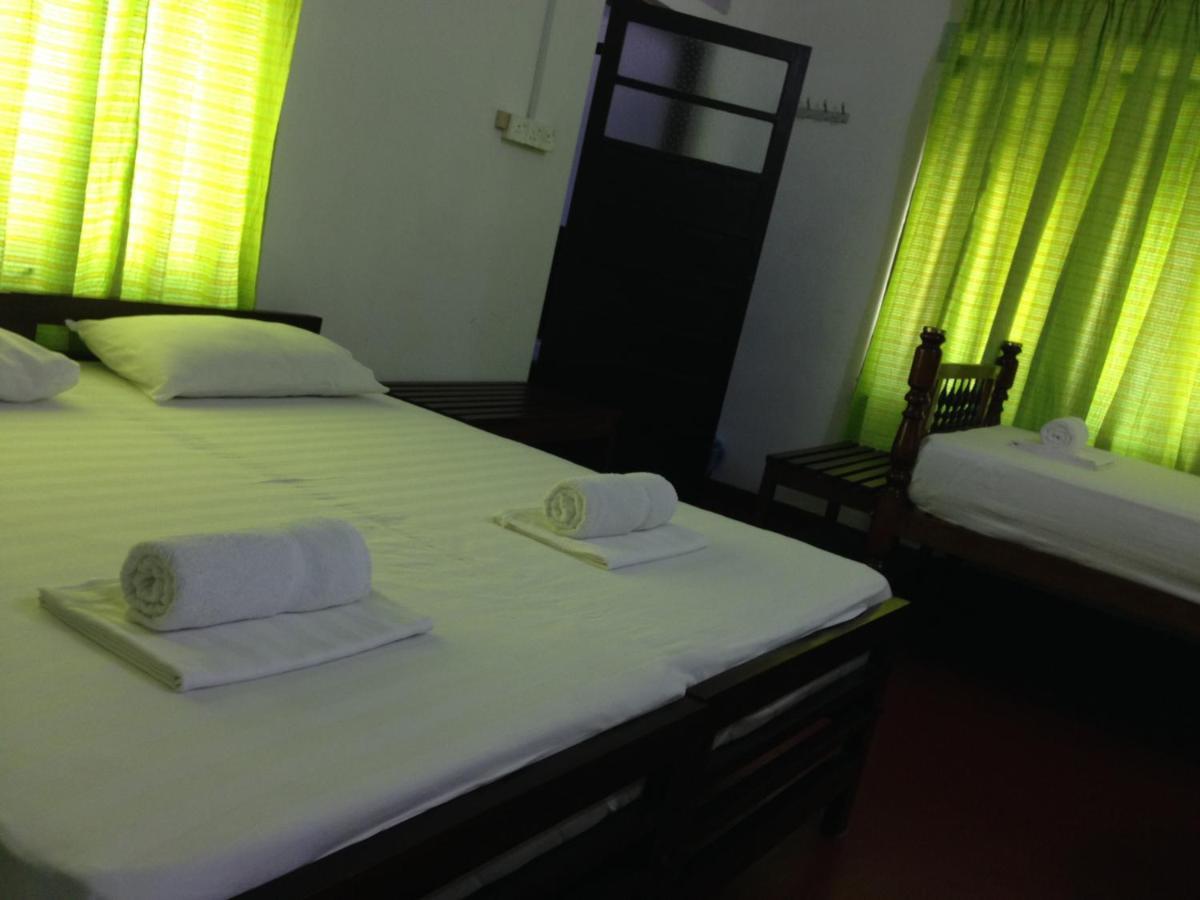 Hamilton House Hotell Negombo Eksteriør bilde